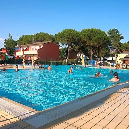 Cozy Flat With Pools In A Village Hotel
