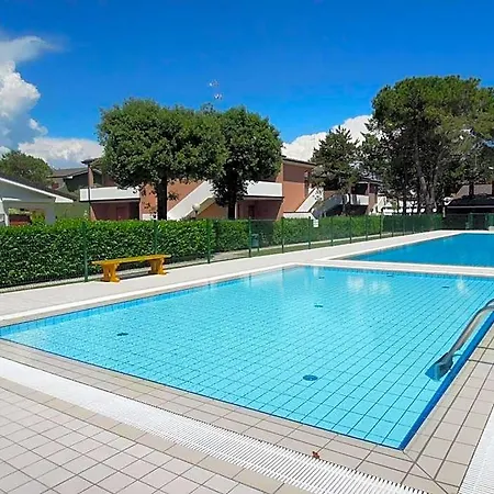 Hotel Cozy Flat With Pools In A Village